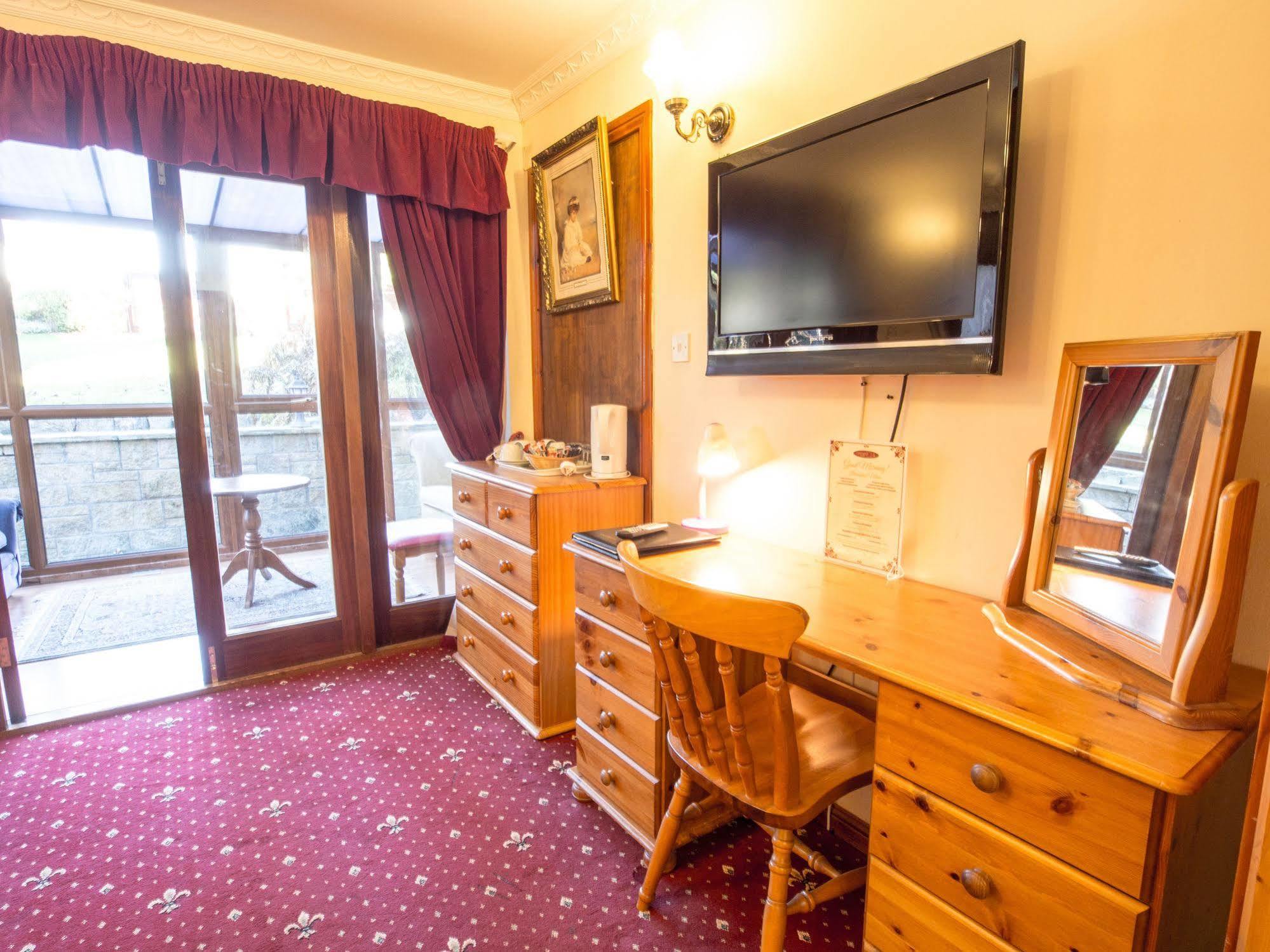 Corstorphine Lodge Hotel Единбург Екстер'єр фото